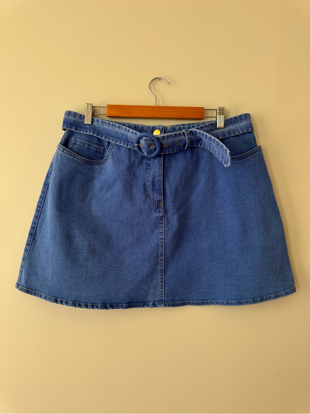 TUCKERNUCK Carver Belted Mini Skirt XL - Picture 2 of 9